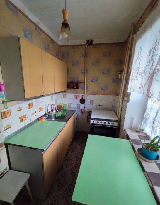 2 ком навои можно через банк!!!