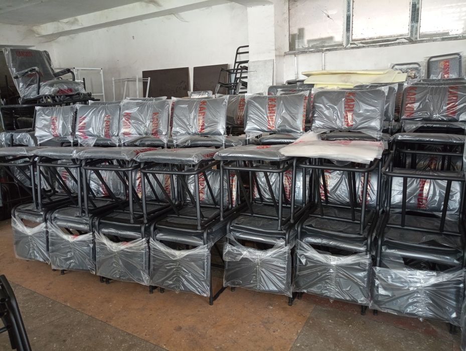 Кресло сотилади кампютир хоналар учун сифати ало тугри ишлаб чикарувчи