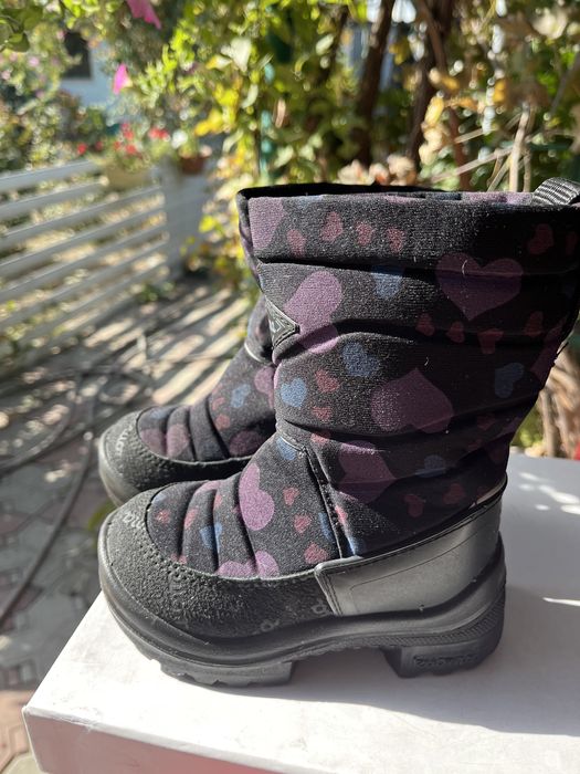 Продам детскую обувь для девочки !