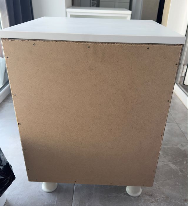 Set 2 noptiere albe - Moderne
