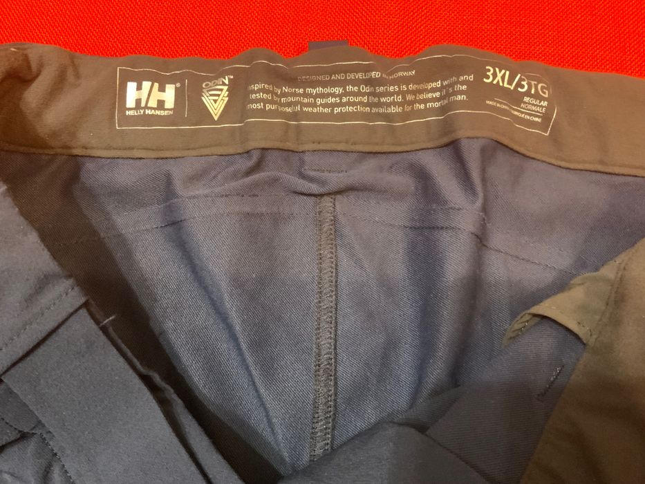 Helly Hansen-оригинален панталон 40-42 размер