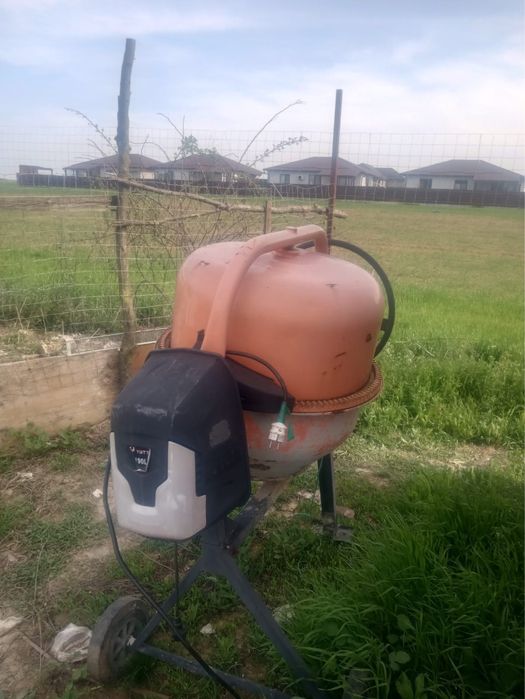 Vand betoniera la mana a 2 functionabila