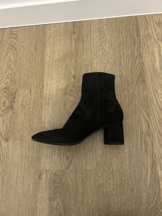 Продам зимние ботинки