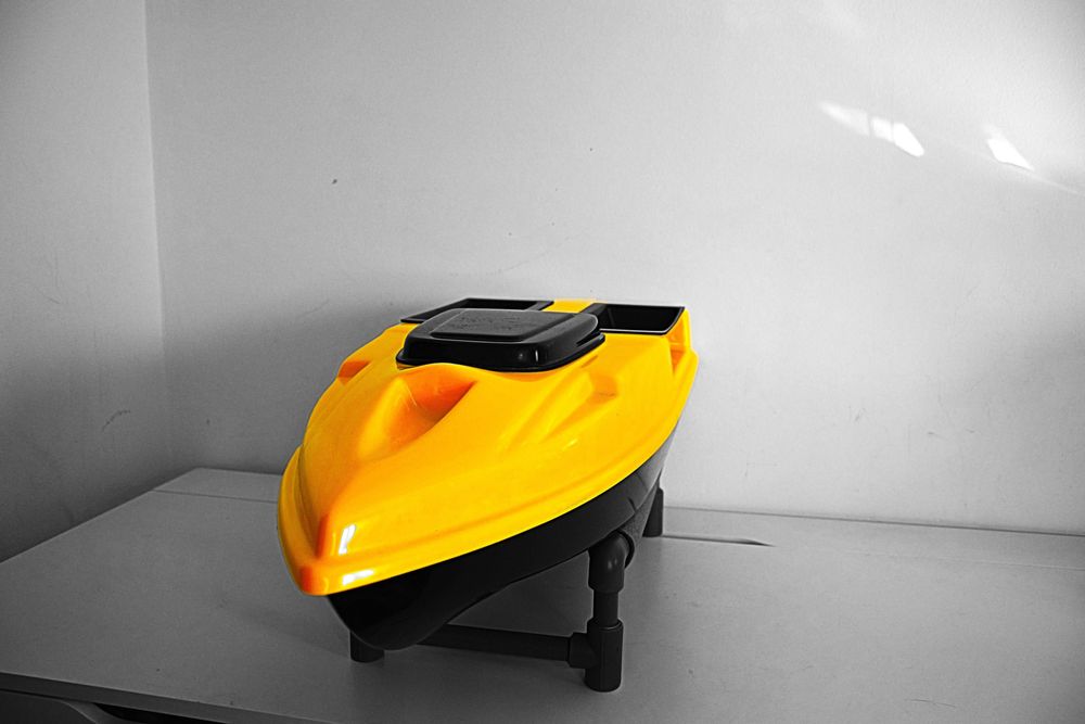 Coca Navomodel Platat EVO HYBRID WATERCRUISER Culori Neon