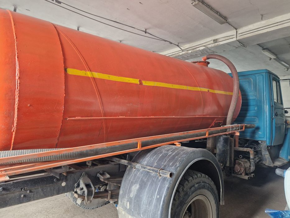 Зил асенезатор 8кубовый