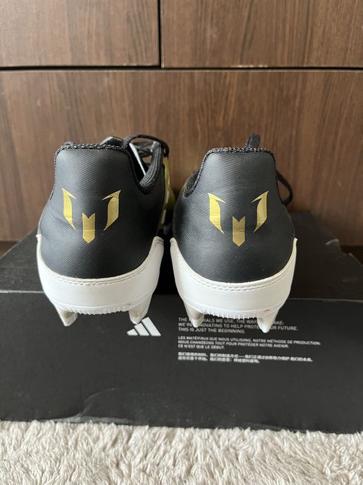 Мъжки футболни бутонки Adidas F50