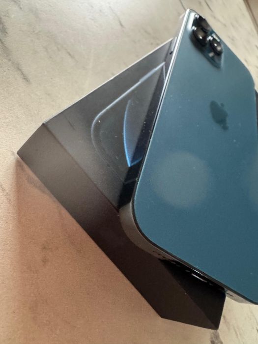 iPhone 12 pro max 128г состояние идеальное