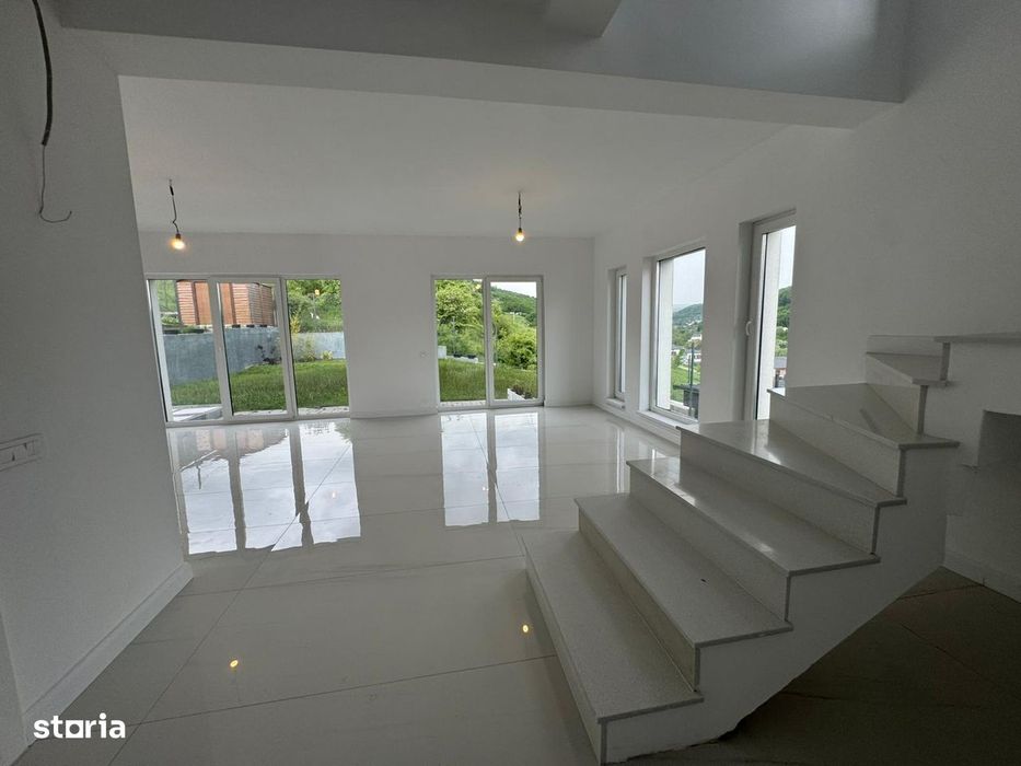 Casa individuala | ULTRAFINISATA | Zona Vivo