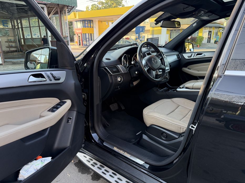 Mercedes-Benz ML-Class