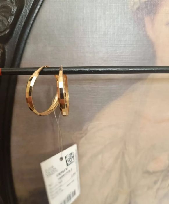 Продам серьги конго