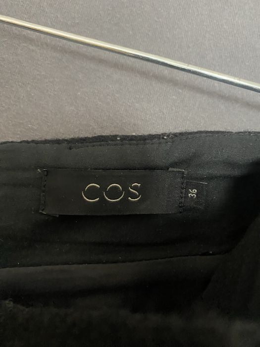 Вълнена пола СOS