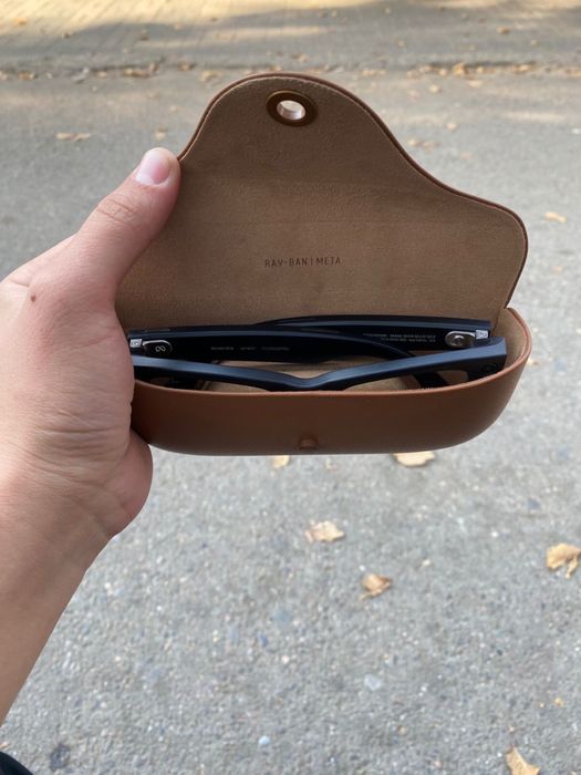 Ray ban очки продается