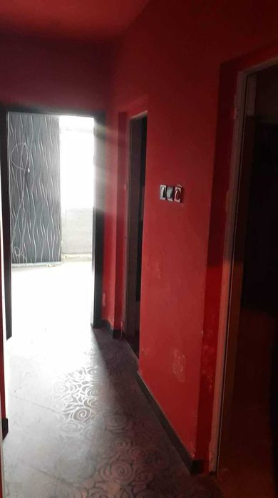 Продава се Четиристаен апартамент в Димитровград - 74 кв.м за 572 €/кв.м - Снимка #3