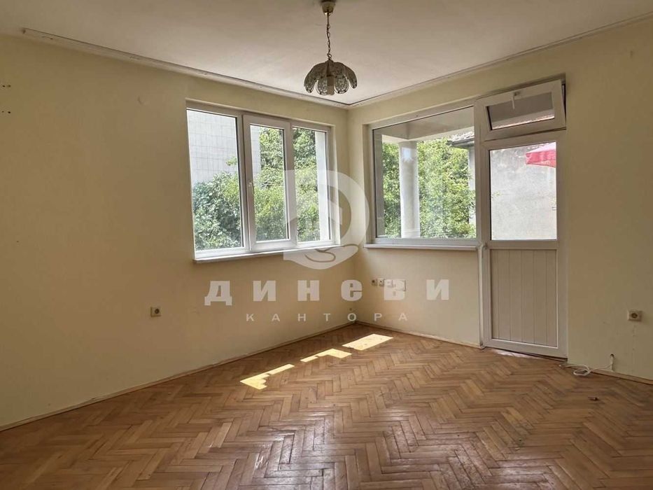 Продава се Тристаен апартамент в Стара Загора, Център - 90 кв.м за 1389 €/кв.м - Снимка #5