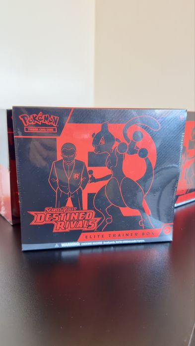 Pokémon Destined Rivals ETB