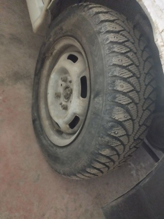 ваз 2114 пятнашек  на разбор