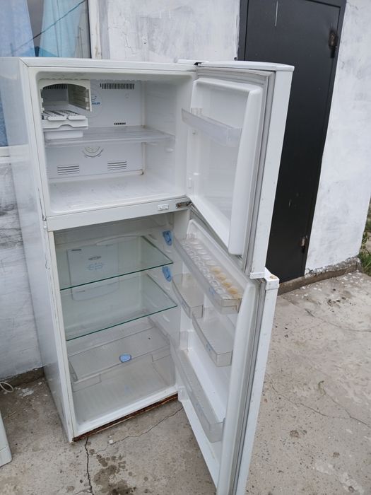 Продаи холодельник Холодельник сатам