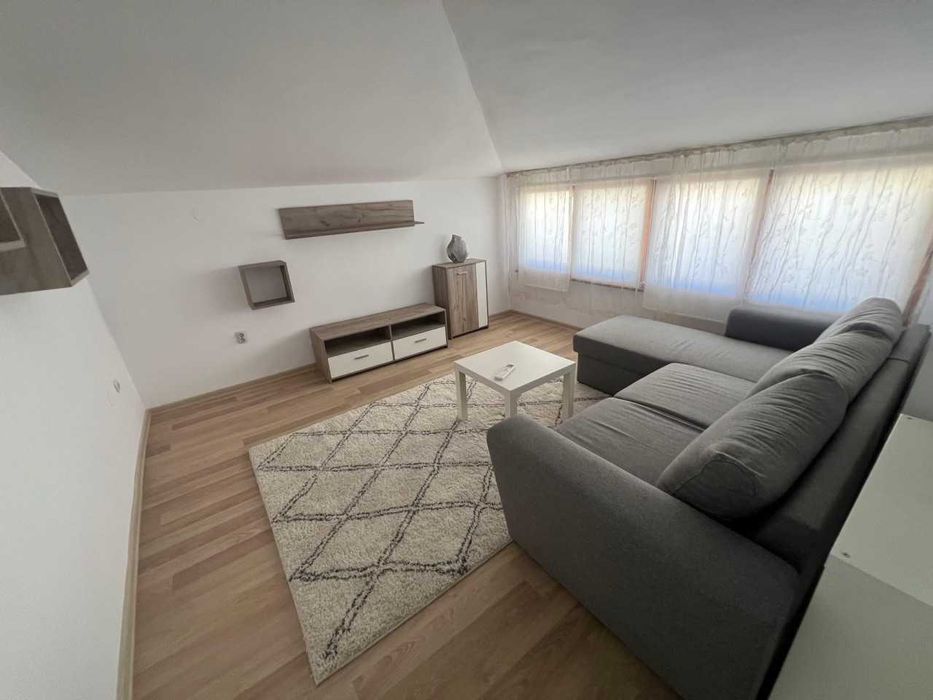 Двустаен апартамент в Младежки хълм