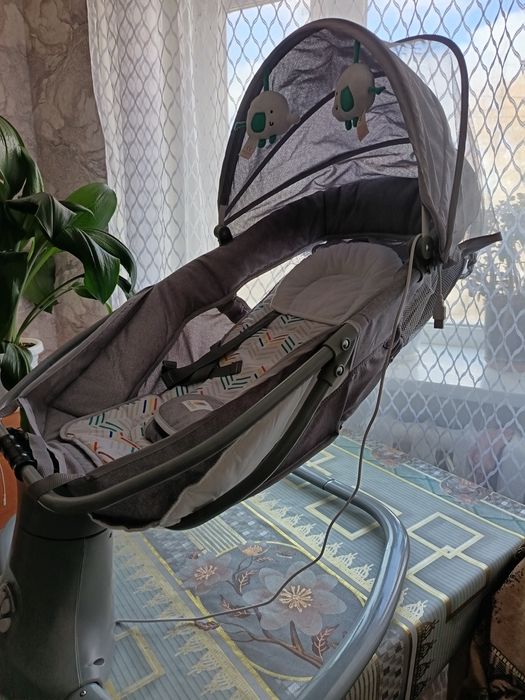 Детский шезлонг в идеальном состоянии