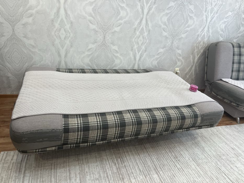 Продам диван и кресло