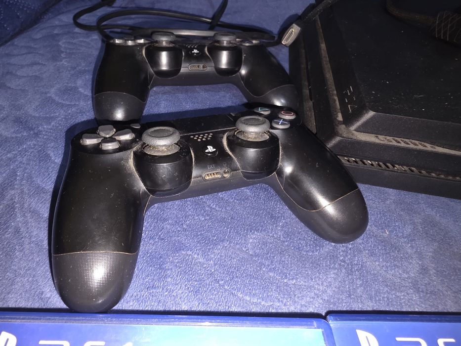 Playstation 4 PRO de 1TB