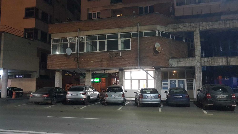 Inchiriez spatiu 40 mp.central Rm.Valcea