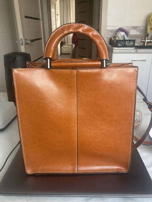 Женская сумка из натуральной кожи