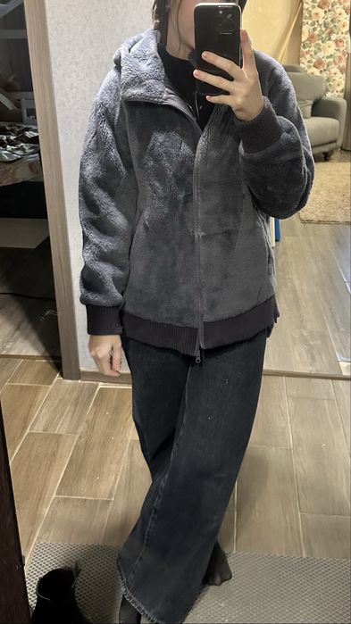 Продам женскую дубленку