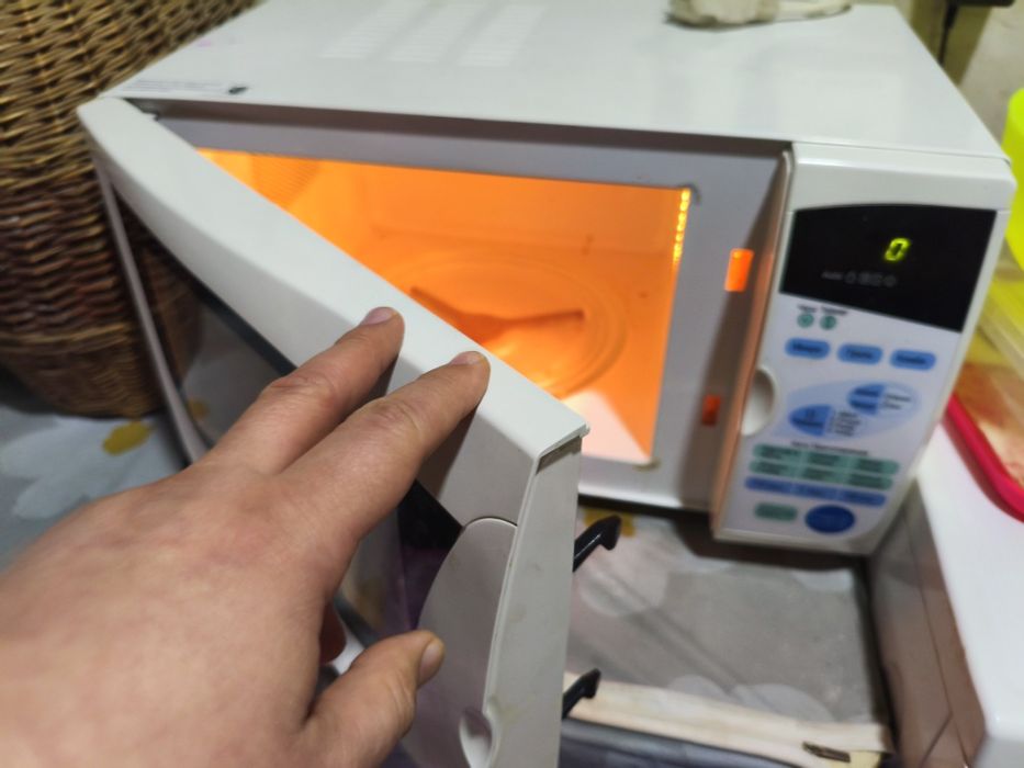 Микроволновая печь LG все работает!!!