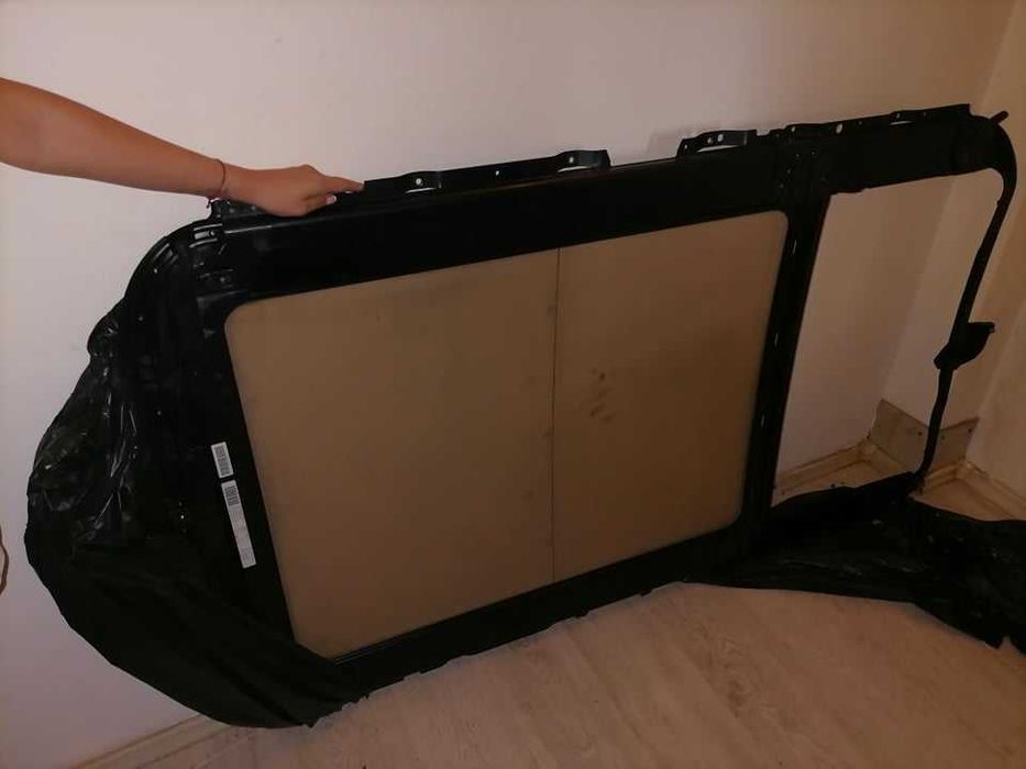 Vand Panoramic Bmw e61 pentru Piese .Lipseste motorul.