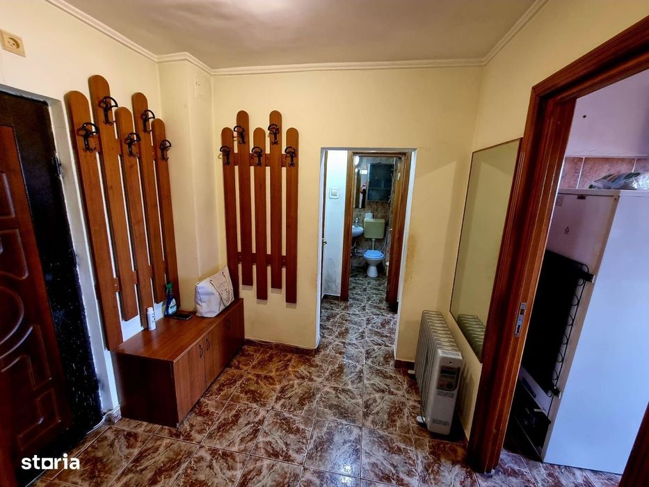 Gara mangaliei-apartament 2 camere decomandat 52 mp