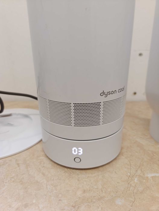 Dyson Cool AM07 смарт охладител