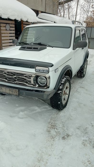 Продам ниву 21214