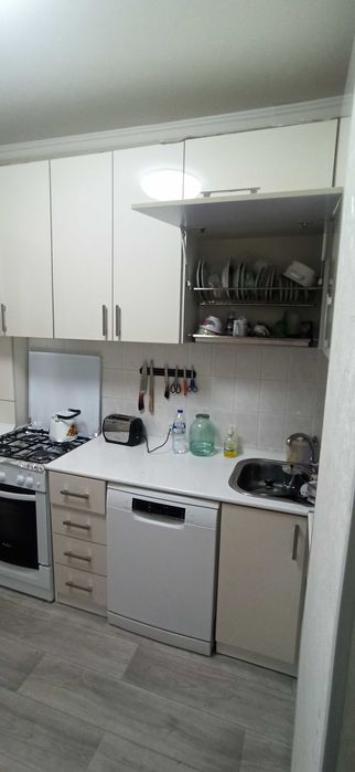 Продаётся своя 5-ти комнатная квартира