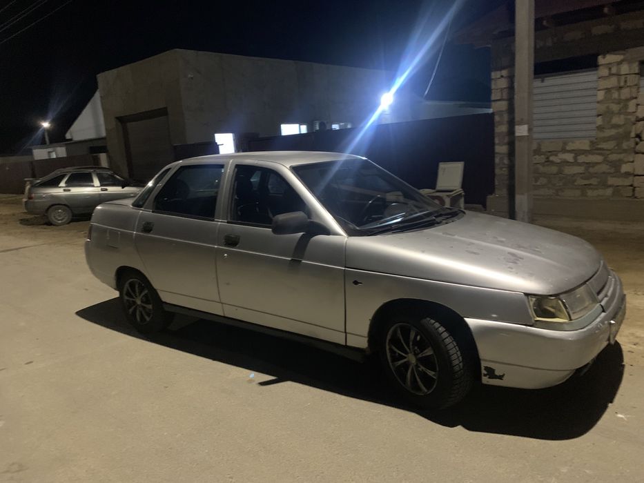 ваз2110 сатылады 2007 ж 8кл гур бар