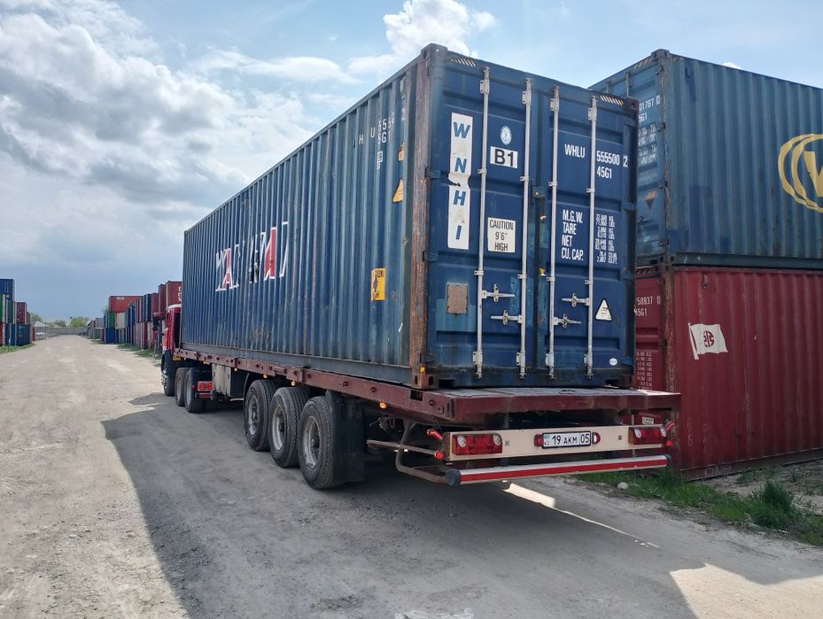 КамАЗ плащатька шаланда контейнеровоз