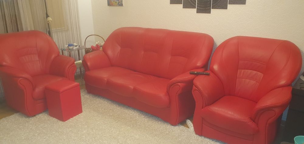 Set canapea si fotolii din piele
