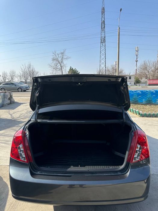 Chevrolet gentra sotuvda