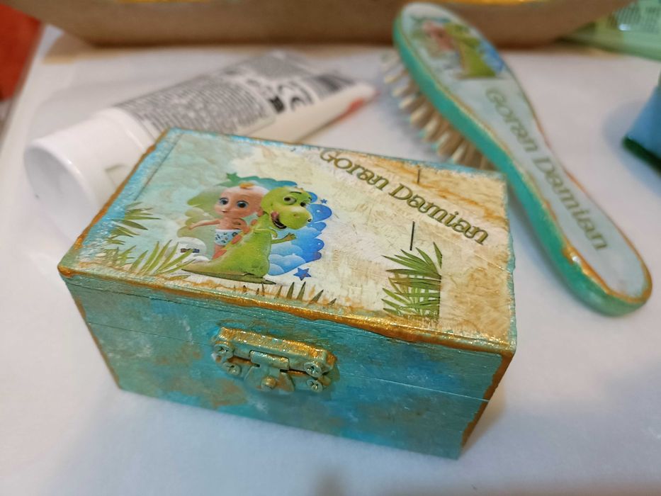 Tăviță pentru tăierea moțului