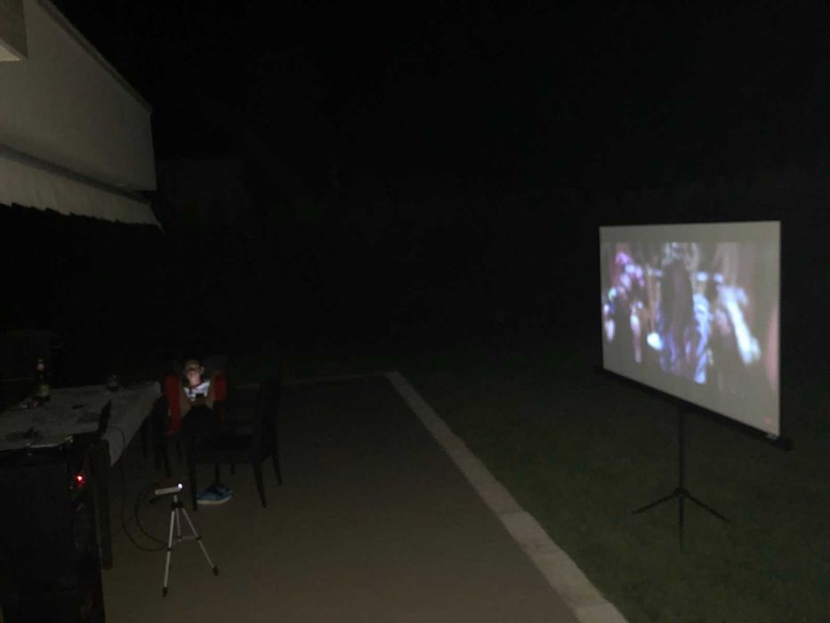 Преноси мини видео проектор Full HD/Домашно кино/Теливизор ЛЕД/Android