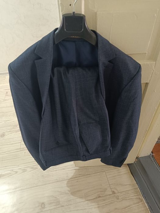 Продам костюм одевали 1 раз