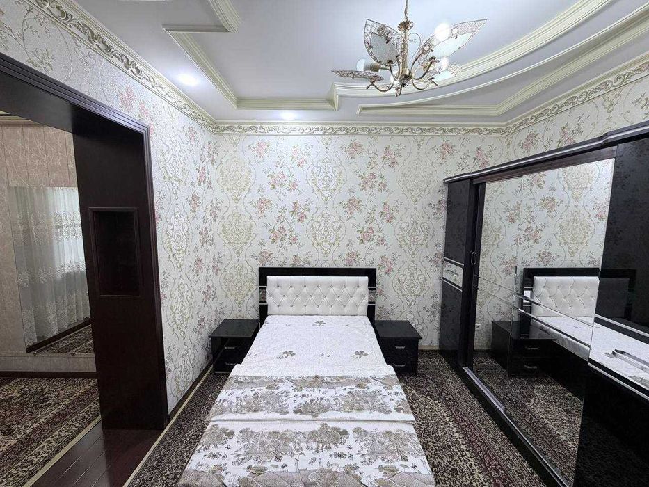 ТОП ЛОКАЦИЯ ! Чиланзар 1 кв-л 3/3/4 90м2 высокопотолочка