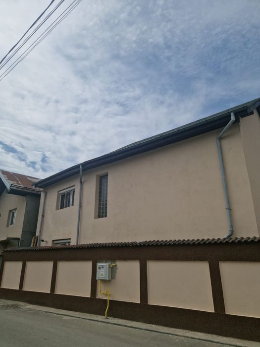 Casa( vila) de vanzare