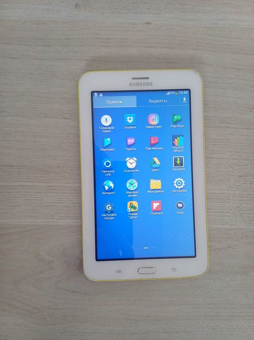 Планшет Самсунг Таб3
