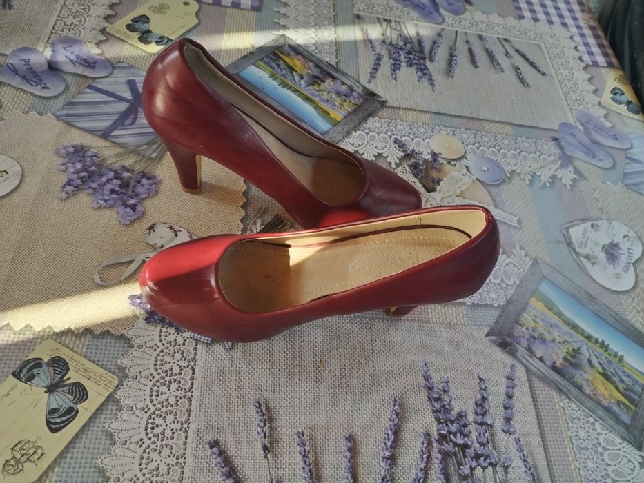 Pantofi dama eleganți
