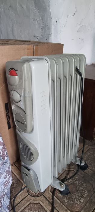 Продам радиатор масляный