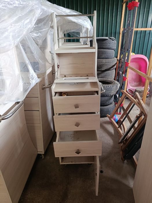 тумбочка для салона