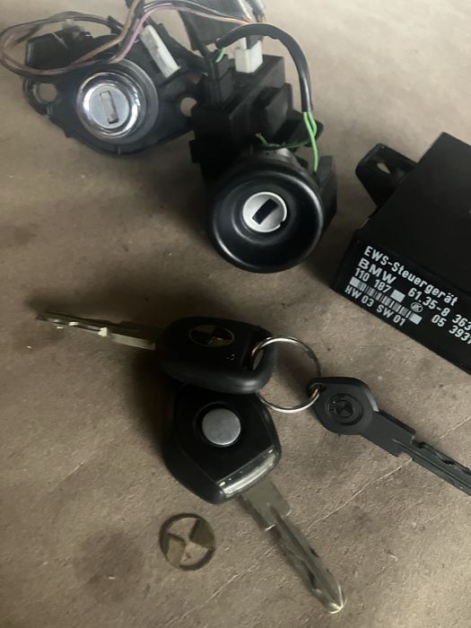 Личинки замка на bmw