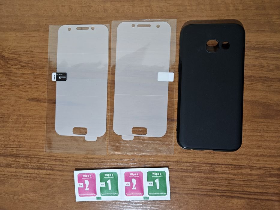 Samsung Galaxy A3 (2017) + аксесоари