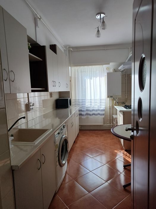 Închiriez ap. 2 camere Constanta Delfinariu